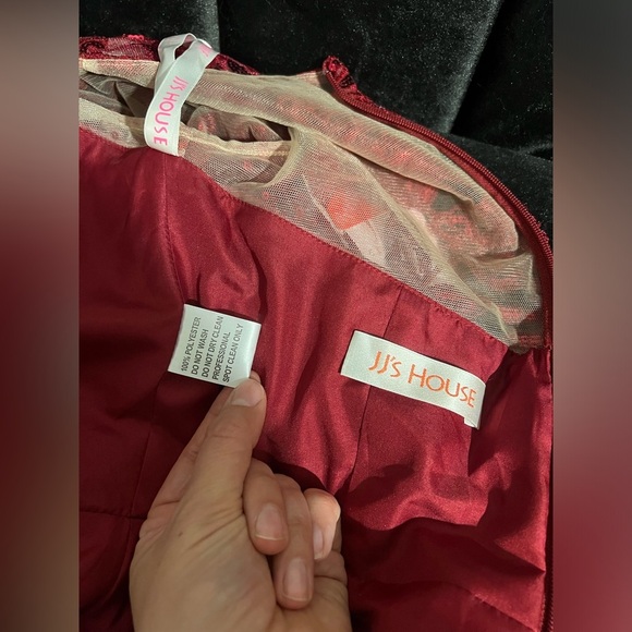 JJ HOUSE Formal Dress l PTP 18 - Picture 5 of 5